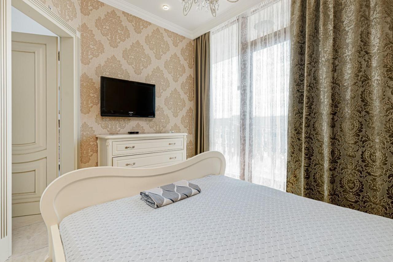 Greek Street Deluxe Apartment Odessa Exterior photo
