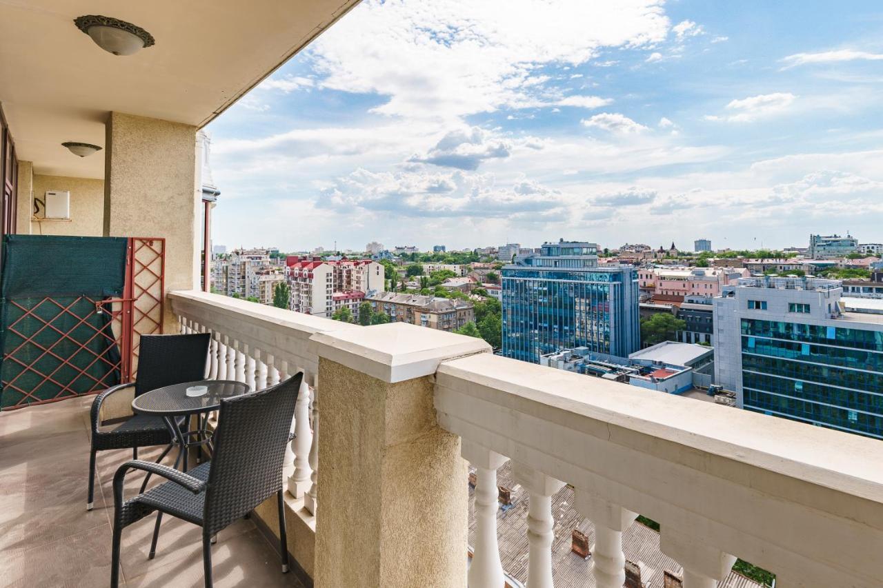 Greek Street Deluxe Apartment Odessa Exterior photo